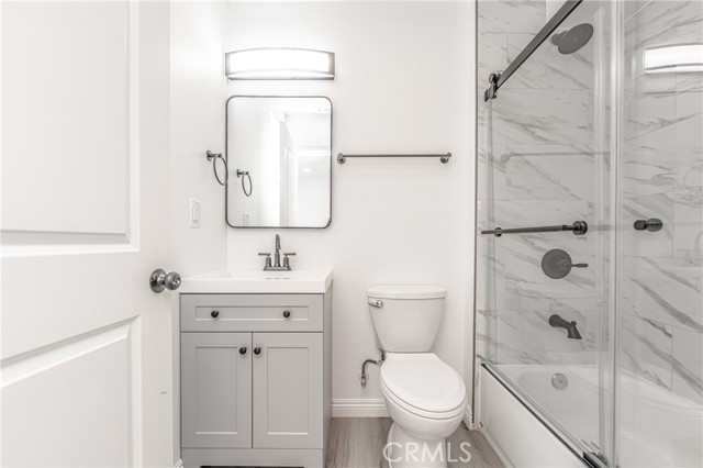 Detail Gallery Image 21 of 72 For 3653 Halldale Ave, Los Angeles,  CA 90018 - – Beds | – Baths