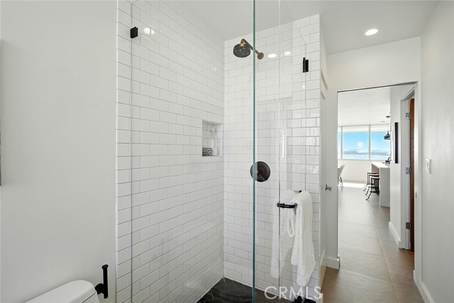 Detail Gallery Image 25 of 36 For 2999 E Ocean Bld #1320,  Long Beach,  CA 90803 - 2 Beds | 2 Baths
