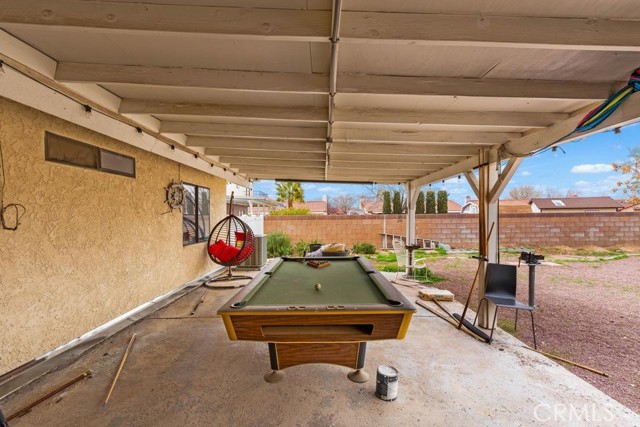 Detail Gallery Image 13 of 14 For 1827 Louise, Lancaster,  CA 93534 - 4 Beds | 2 Baths