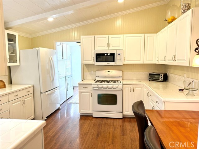 Detail Gallery Image 7 of 32 For 1215 Anchors Way Dr #203,  Ventura,  CA 93001 - 2 Beds | 2 Baths