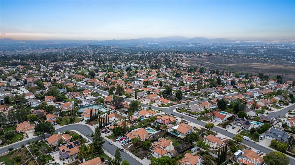 https://media.crmls.org/medias/3828c91c-36c8-4068-a937-0345a0e77ee6.jpg?preset=X-Large