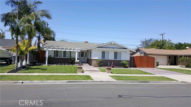 8573 San Rio Dr, Buena Park, CA 90620