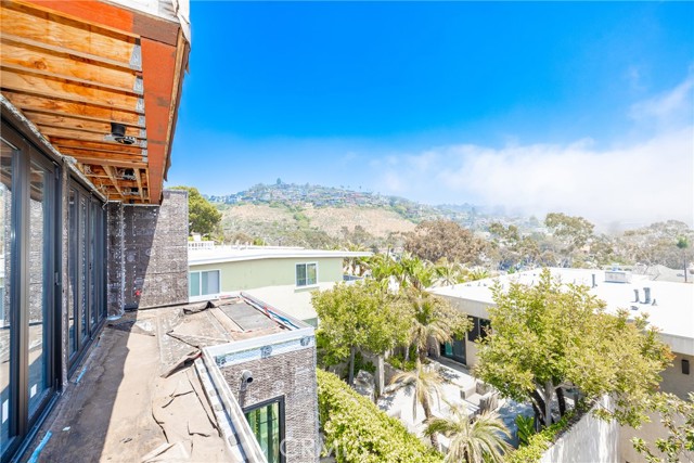 Detail Gallery Image 26 of 29 For 153 Cedar Way, Laguna Beach,  CA 92651 - 3 Beds | 2/1 Baths