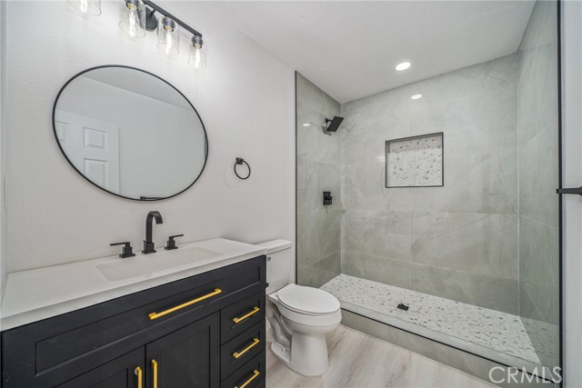 Detail Gallery Image 12 of 33 For 2757 W Rialto, Rialto,  CA 92376 - 4 Beds | 3 Baths