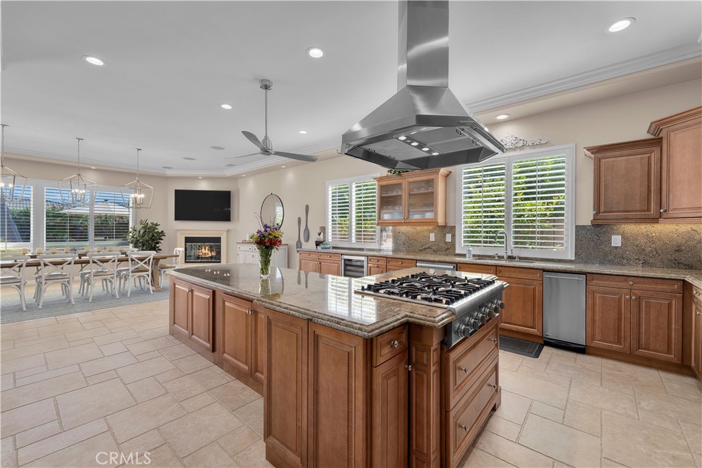 MLS #OC25223158 image #18