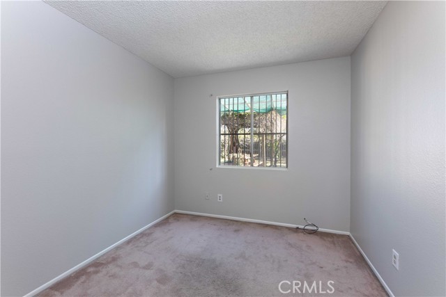 Detail Gallery Image 24 of 40 For 2346 Hayes Ave, Long Beach,  CA 90810 - 4 Beds | 2 Baths