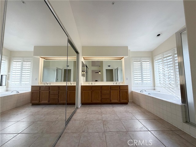 Detail Gallery Image 16 of 20 For 14112 Los Robles Ct, Rancho Cucamonga,  CA 91739 - 4 Beds | 3 Baths