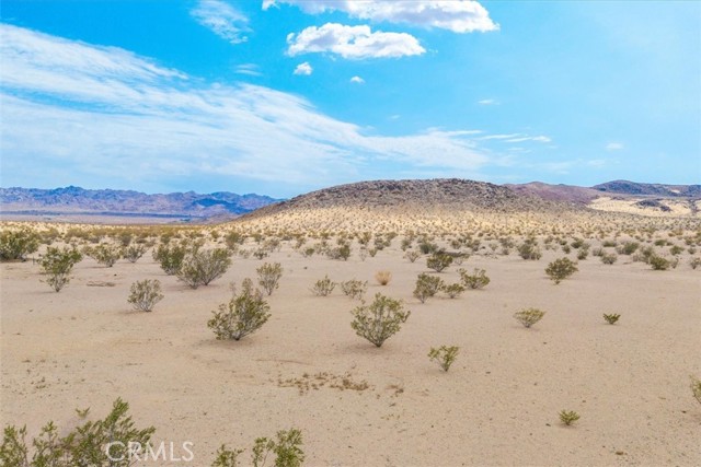 Detail Gallery Image 20 of 22 For 68840 Mesa Dr, Twentynine Palms,  CA 92277 - – Beds | – Baths