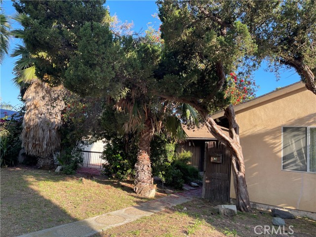 22920 Roscoe Boulevard photo 3