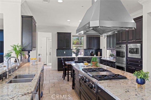 Image 15 of 48 For 15020 Applewood Court