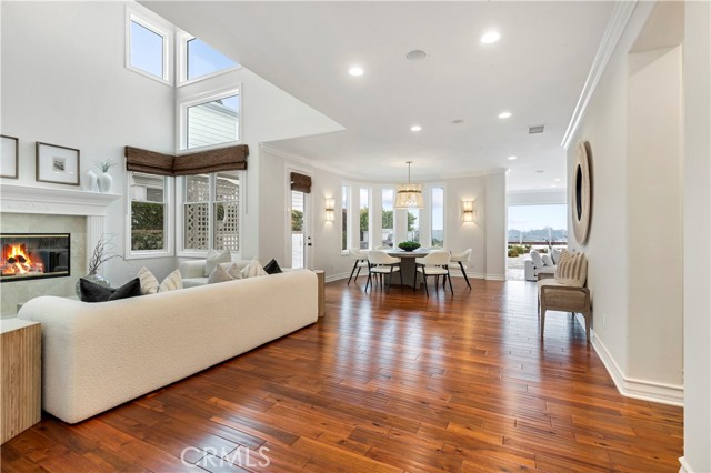 Detail Gallery Image 13 of 42 For 31 Cape Andover, Newport Beach,  CA 92660 - 4 Beds | 3/1 Baths