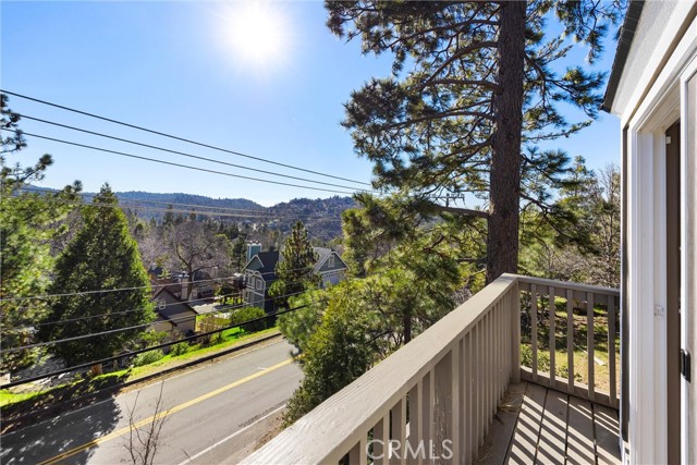 Detail Gallery Image 26 of 44 For 1113 N Grass Valley, Lake Arrowhead,  CA 92352 - 4 Beds | 2 Baths