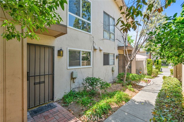 Detail Gallery Image 21 of 24 For 13514 1/2 Village Dr, Cerritos,  CA 90703 - 2 Beds | 1/1 Baths