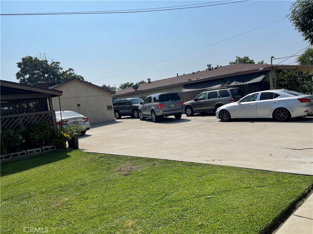 MLS #OC25184094 img 15