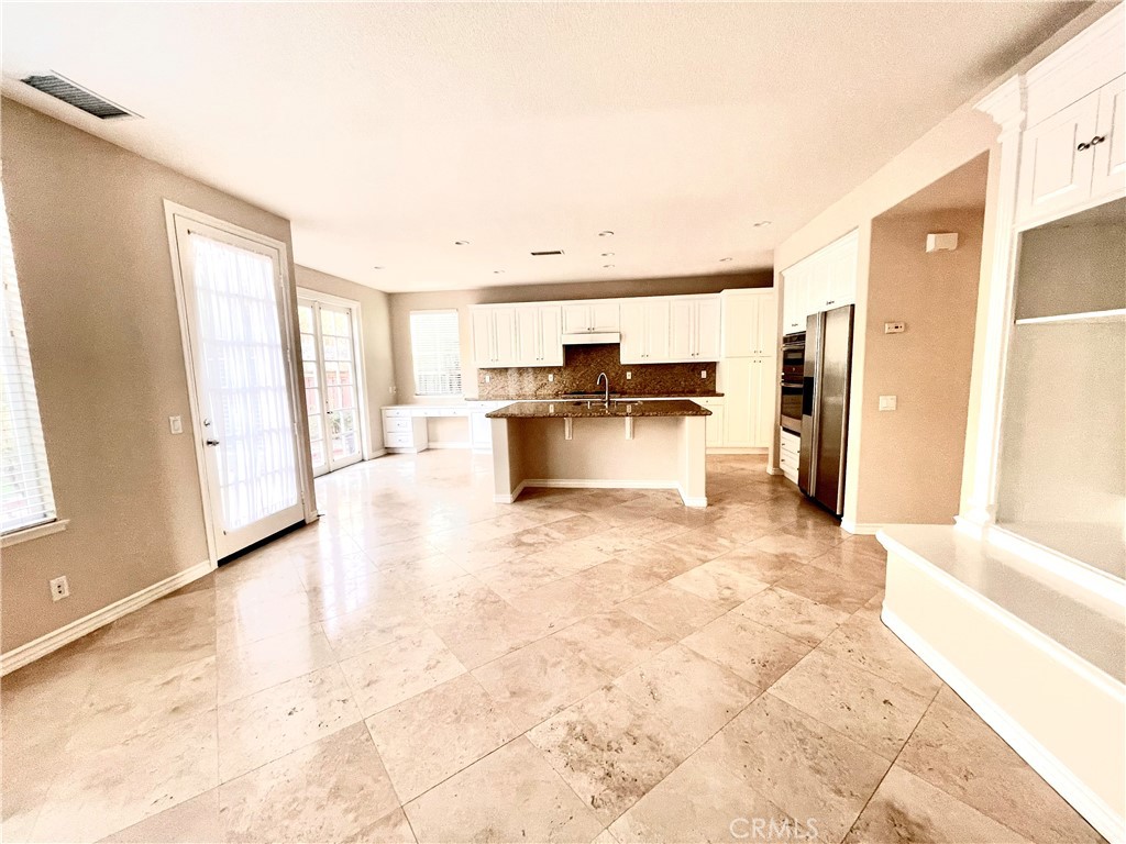 MLS #OC25216386 image #12