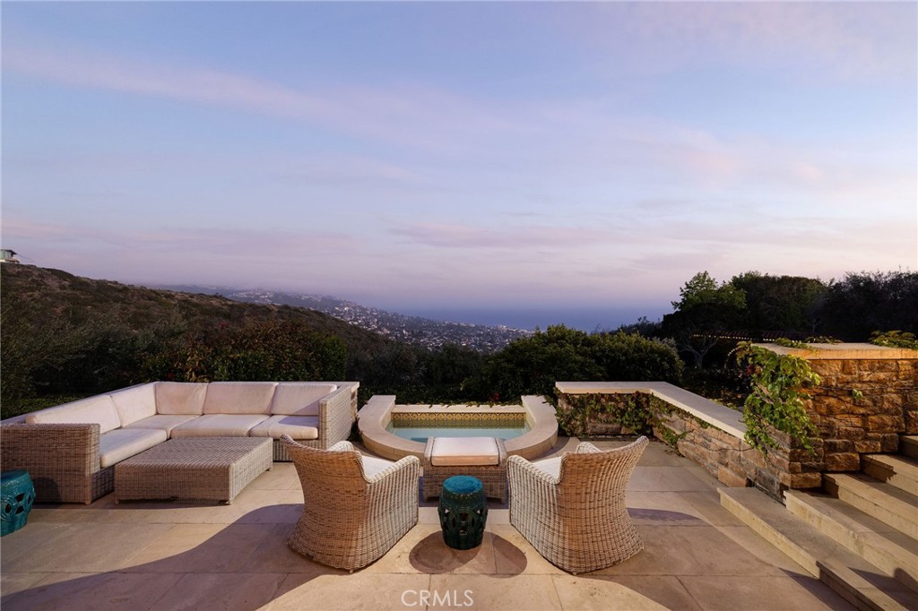 1302 Skyline Drive
