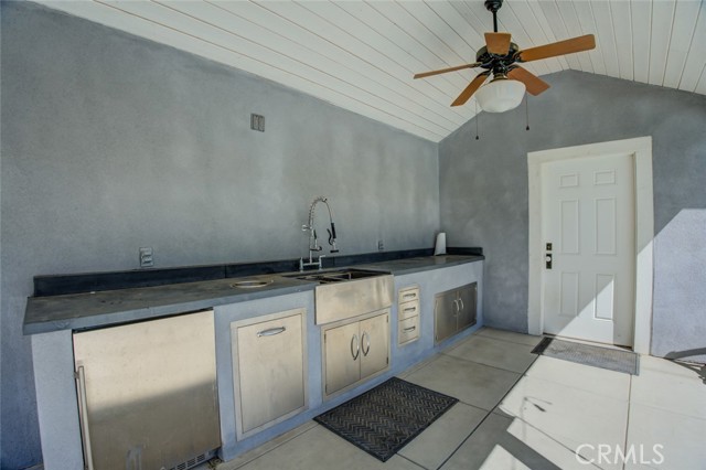 Detail Gallery Image 17 of 60 For 2124 20th St, Bakersfield,  CA 93301 - 4 Beds | 3/1 Baths