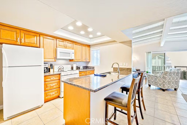 Detail Gallery Image 12 of 24 For 125 46th St #B,  Newport Beach,  CA 92663 - 3 Beds | 2 Baths