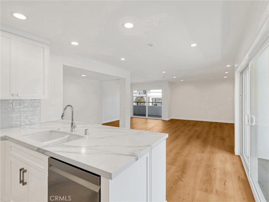 1201 S Catalina Avenue #4A
