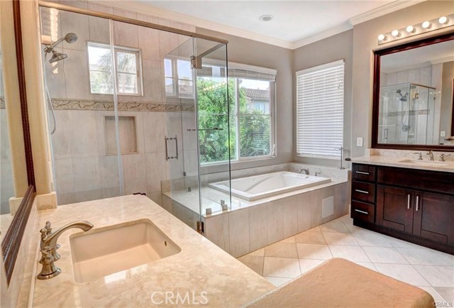 8 Foxcrest, Irvine CA: https://media.crmls.org/medias/38326621-b9db-4c2b-b083-4a2c940aea3e.jpg