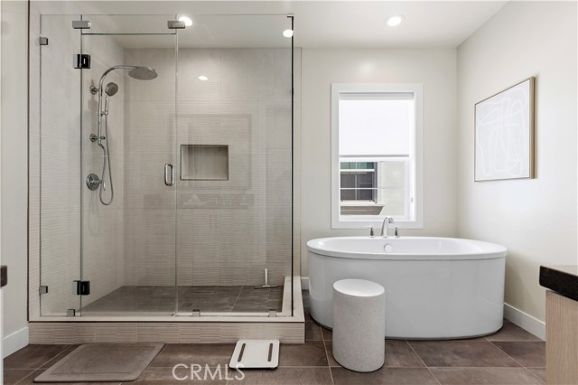 Image 12 of 31 For 440 Riverbend