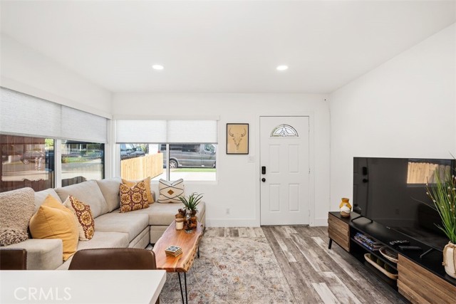 Detail Gallery Image 21 of 24 For 34571 via Catalina #B,  Dana Point,  CA 92624 - 1 Beds | 1 Baths