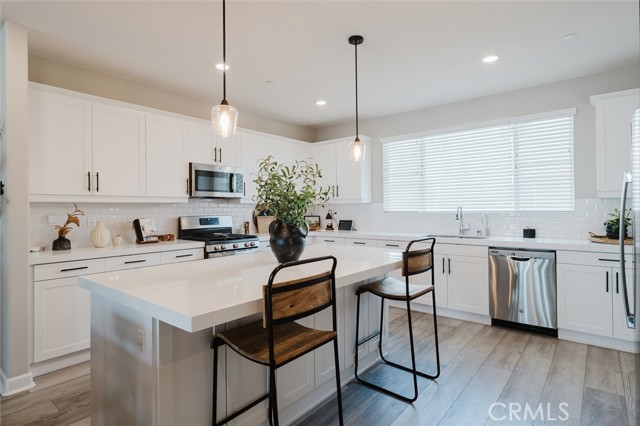 Detail Gallery Image 16 of 43 For 3523 Brody, Oceanside,  CA 92056 - 4 Beds | 3/1 Baths