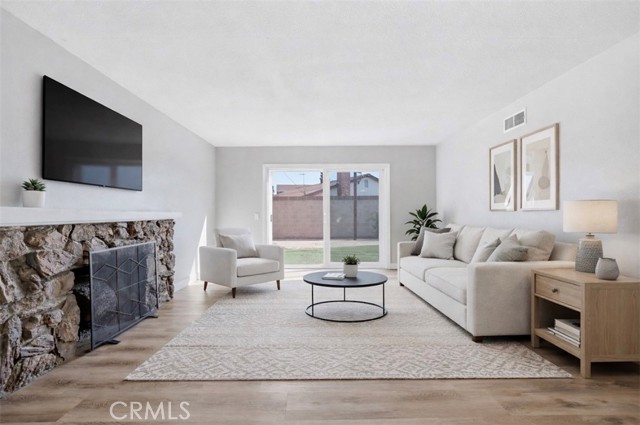 Detail Gallery Image 6 of 18 For 1628 E Abbottson, Carson,  CA 90746 - 3 Beds | 2 Baths