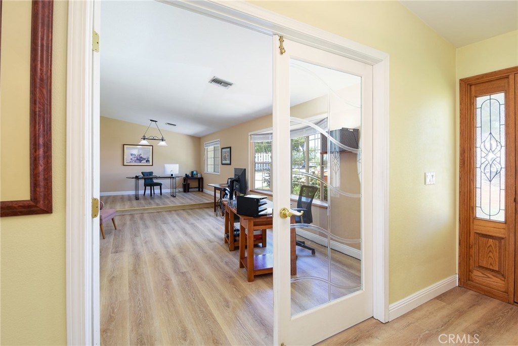 MLS #OC25098345 img 18