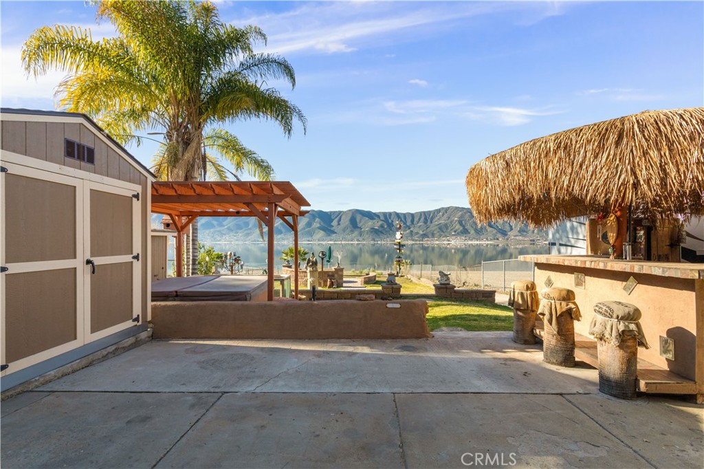 1310 W Lakeshore Drive, Lake Elsinore, CA 92530