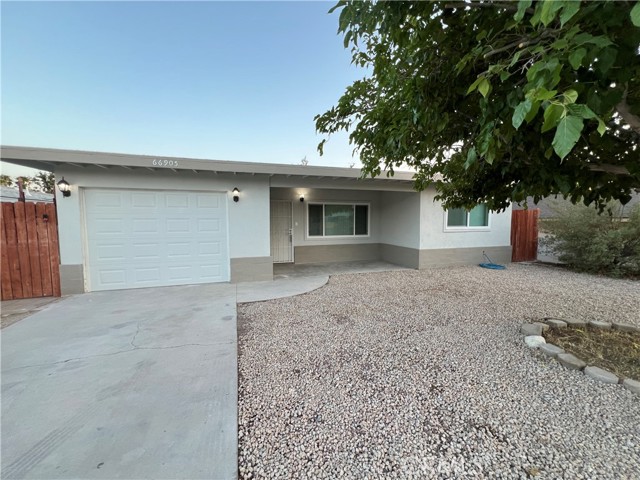 Detail Gallery Image 2 of 19 For 66905 Flora Ave, Desert Hot Springs,  CA 92240 - 3 Beds | 2 Baths