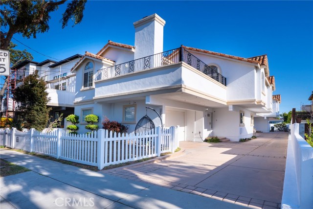 Detail Gallery Image 26 of 30 For 2602 Grant Ave a,  Redondo Beach,  CA 90278 - 3 Beds | 3 Baths
