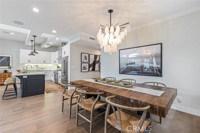 Detail Gallery Image 13 of 44 For 204 S Helberta, Redondo Beach,  CA 90277 - 4 Beds | 4 Baths