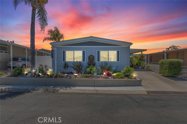 Detail Gallery Image 1 of 1 For 1408 Glengrove, Corona,  CA 92882 - 2 Beds | 2 Baths