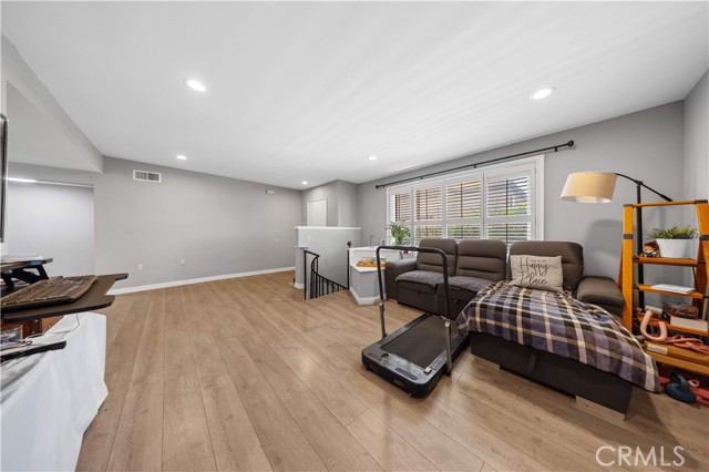 5223 Rosemead Boulevard, San Gabriel CA: https://media.crmls.org/medias/383747b7-bef7-40a1-a120-b5566fb152c2.jpg