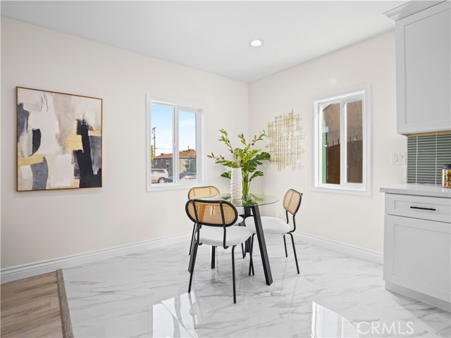 Detail Gallery Image 14 of 43 For 4251 Gundry, Long Beach,  CA 90807 - 4 Beds | 3 Baths