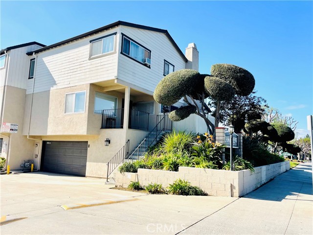 Detail Gallery Image 1 of 43 For 810 W Lambert Rd a,  La Habra,  CA 90631 - 4 Beds | 3 Baths