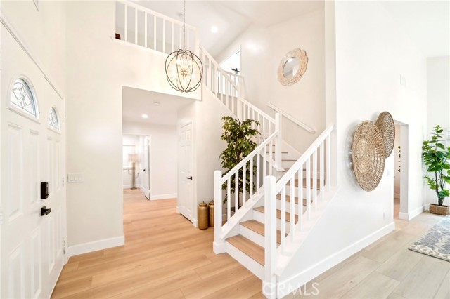 20163 Corona Street, Corona CA: https://media.crmls.org/medias/383a7ffe-d389-4c4b-9e8e-b4ab61f17eac.jpg