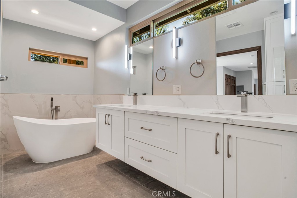 15470 LongbowSherman Oaks img 5
