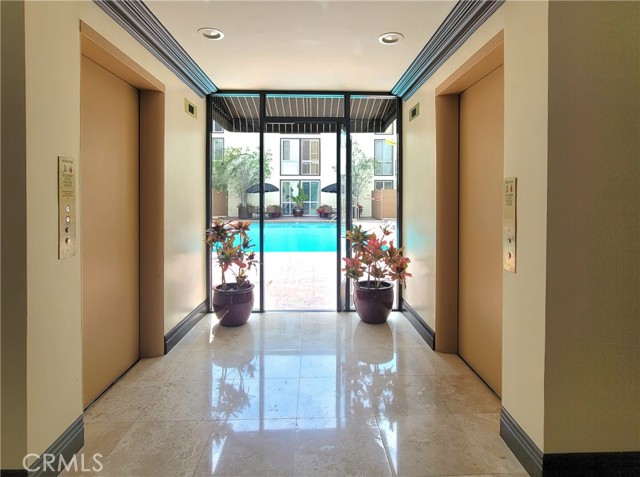 Detail Gallery Image 5 of 54 For 1015 N Kings Rd #205,  West Hollywood,  CA 90069 - 1 Beds | 2 Baths