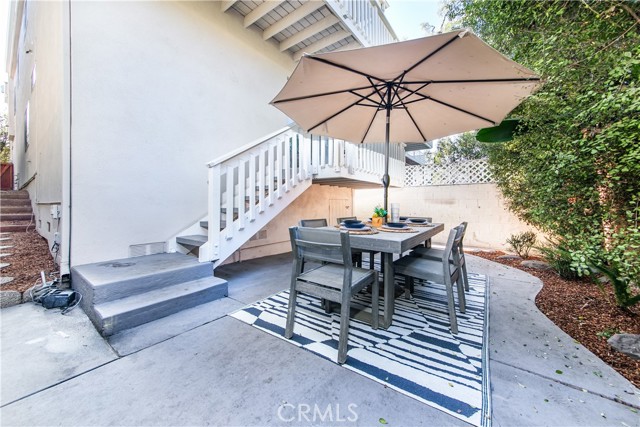 Detail Gallery Image 28 of 39 For 1025 4th St, Hermosa Beach,  CA 90254 - 3 Beds | 2/1 Baths