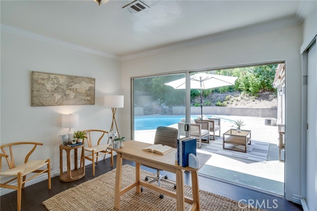 Detail Gallery Image 17 of 36 For 1784 Skyview Dr, Altadena,  CA 91001 - 3 Beds | 2 Baths