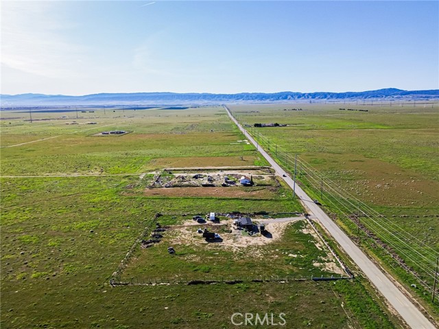 Image 18 of 39 For 49858 110th Street