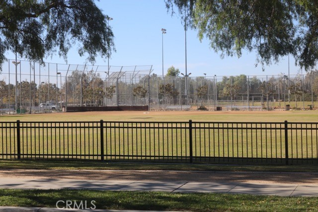 Detail Gallery Image 32 of 34 For 237 West Linden Drive, Orange,  CA 92865 - 4 Beds | 2/1 Baths