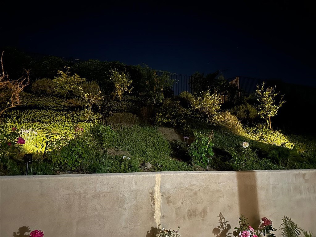 https://media.crmls.org/medias/383baadc-d1e0-46fd-a76c-93026c7c4f60.jpg?preset=X-Large