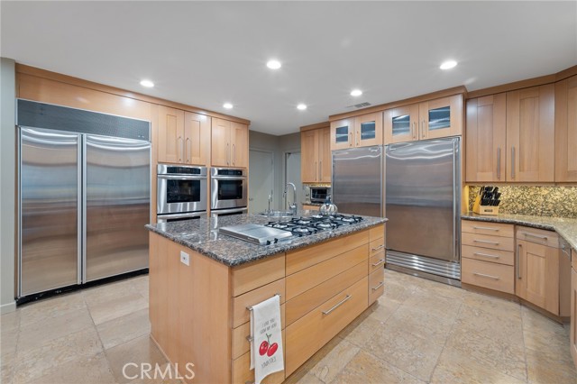 Detail Gallery Image 19 of 54 For 3601 Cananea, Encino,  CA 91436 - 6 Beds | 5/1 Baths