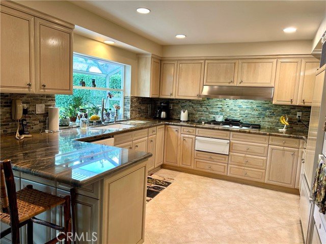 6335 Germania Court, Agoura Hills CA: https://media.crmls.org/medias/383bdfcb-5d0d-470e-bb81-040e480f74a7.jpg