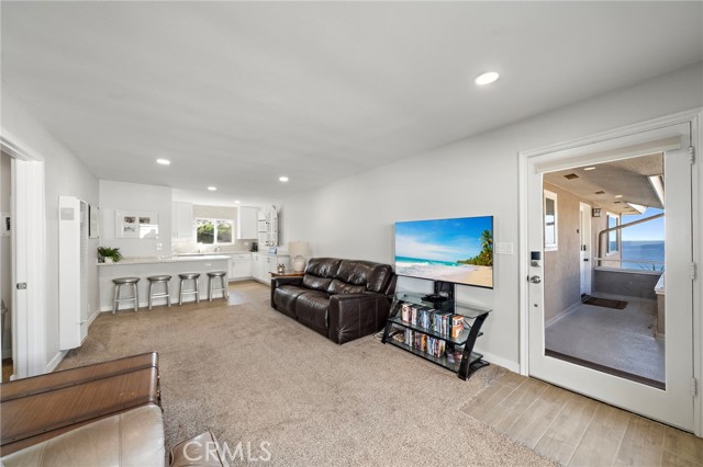 Detail Gallery Image 6 of 41 For 21711 Wesley #D,  Laguna Beach,  CA 92651 - 2 Beds | 1 Baths