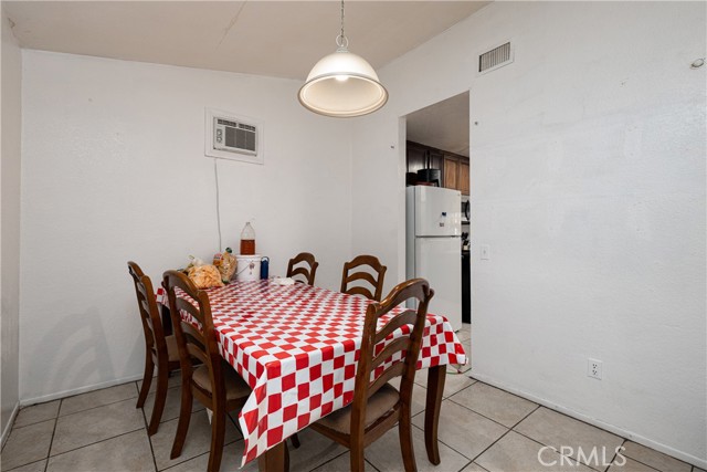 Detail Gallery Image 7 of 36 For 13848 Golden Eagle Ct, Moreno Valley,  CA 92553 - 3 Beds | 3 Baths