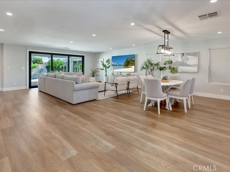 MLS #OC25223093 image #29